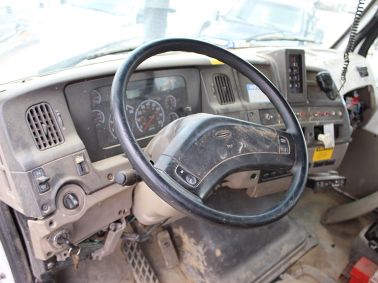 2004-vactor-2100-image-22