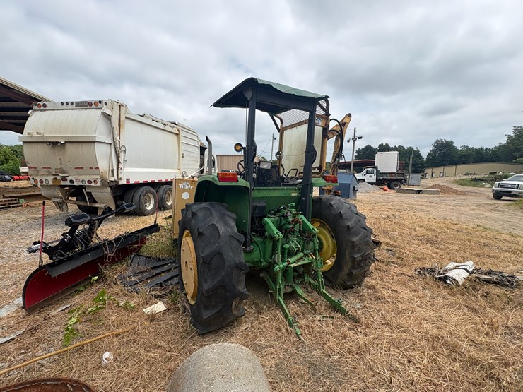 2000-john-deere-6310-image-4