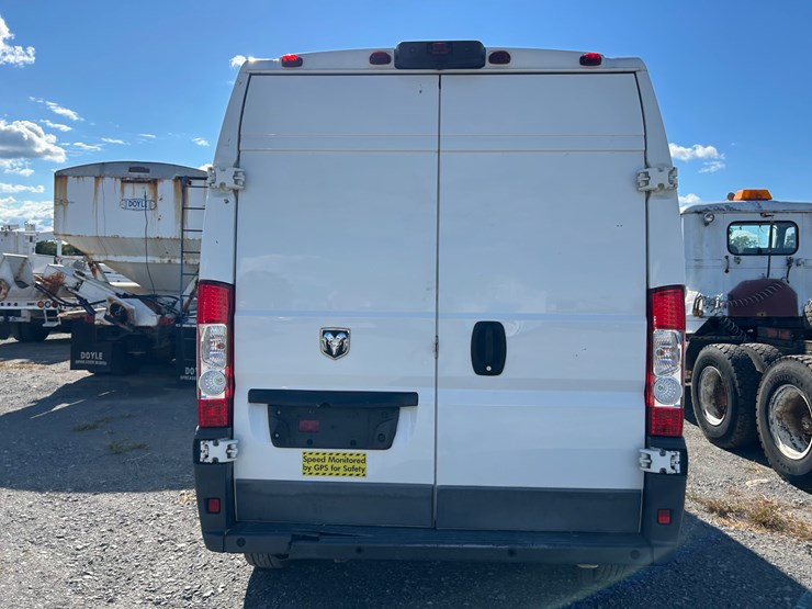 2017-ram-promaster-2500-image-5