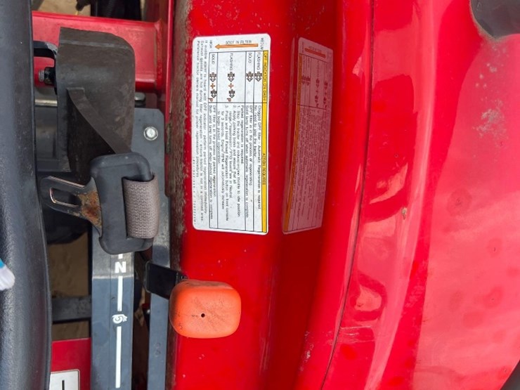 2022-massey-ferguson-1835e-image-29