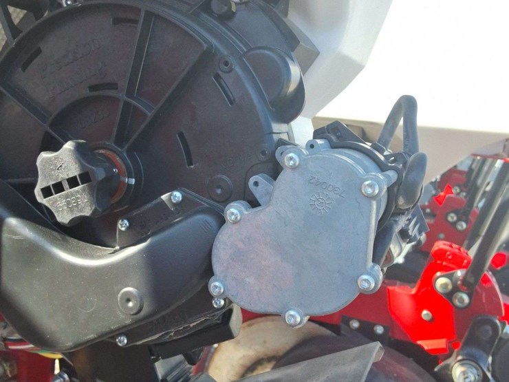 2014-massey-ferguson-9800-image-18