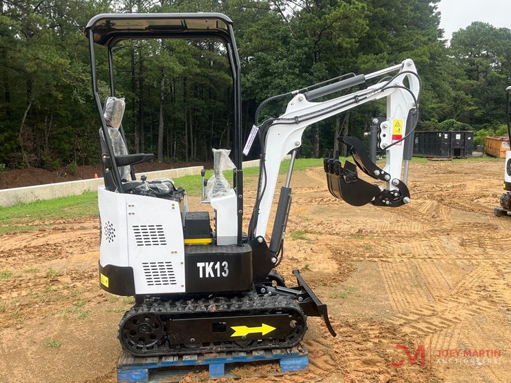unused-2025-tk13-mini-crawler-excavator-image-5