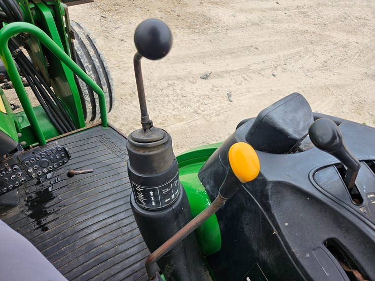 john-deere-5420-image-37