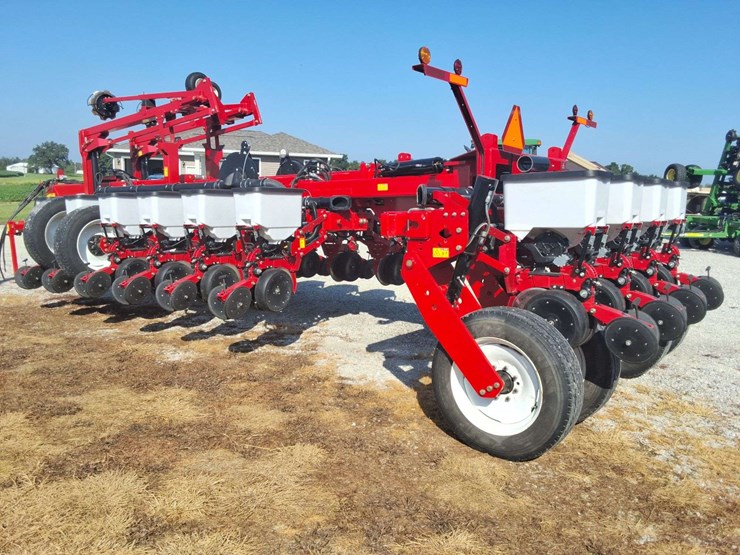 2014-massey-ferguson-9800-image-3