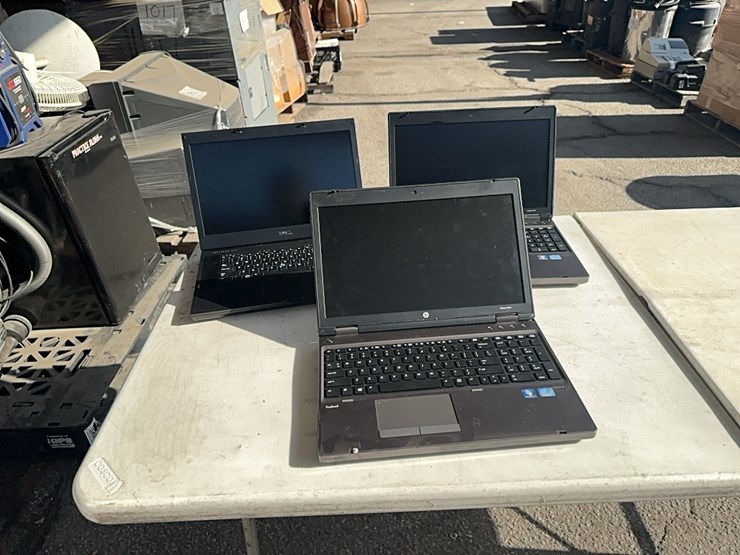 hp-&-dell-laptops-image-2