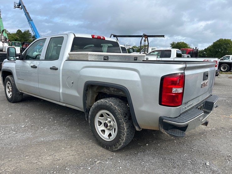 2015-gmc-1500-image-2