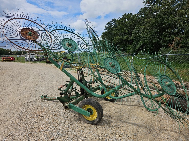 john-deere-702-image-4