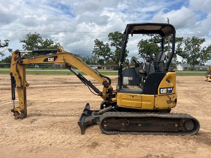 caterpillar-303.5e-cr-image-1