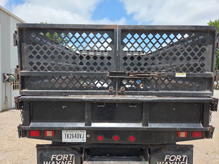 2000-gmc-3500hd-image-22
