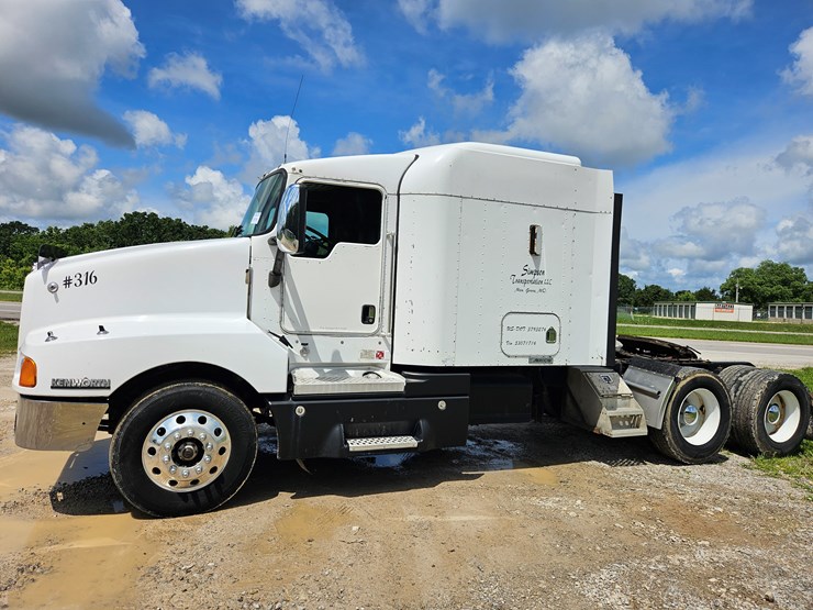 2005-kenworth-t600-image-5