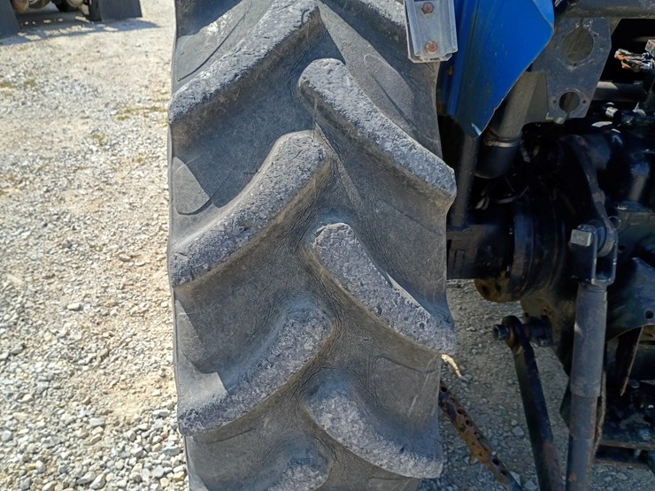2009-new-holland-t4030-image-48