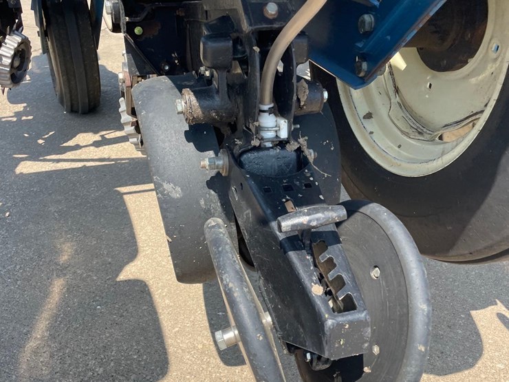 kinze-3200-image-39