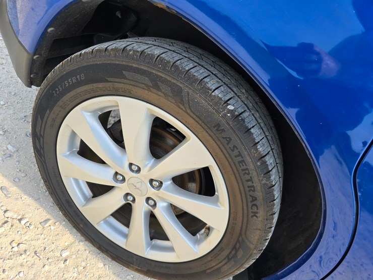 2015-mitsubishi-outlander-image-74