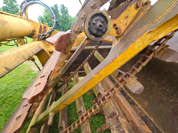 1979-caterpillar-613b-image-28