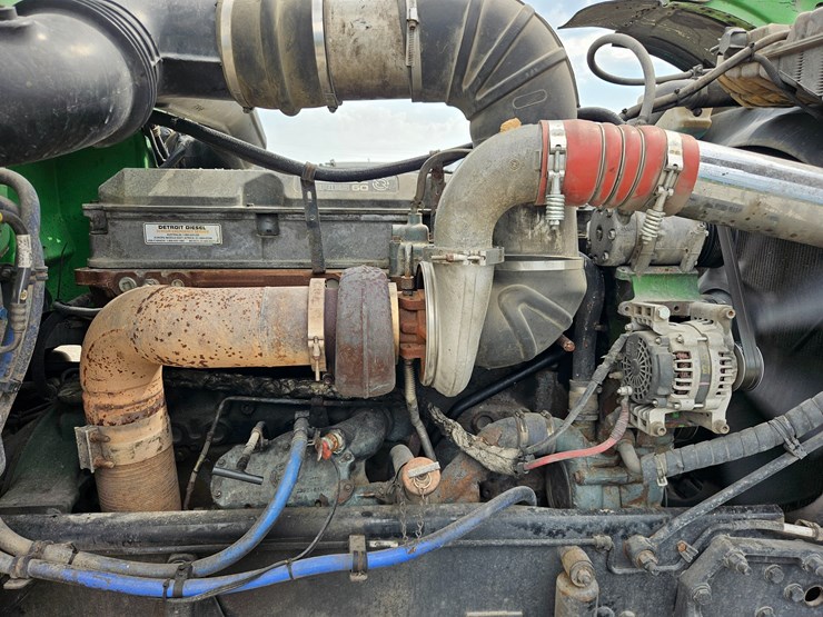 2015-peterbilt-389-image-53