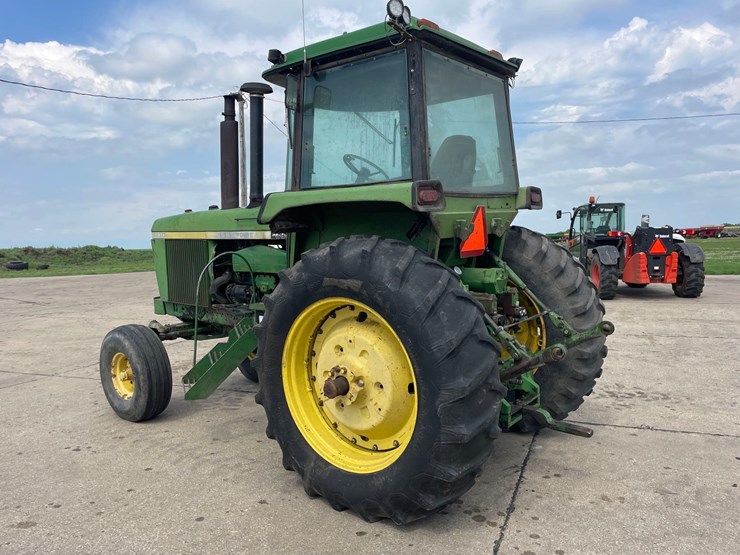 john-deere-4630-image-5