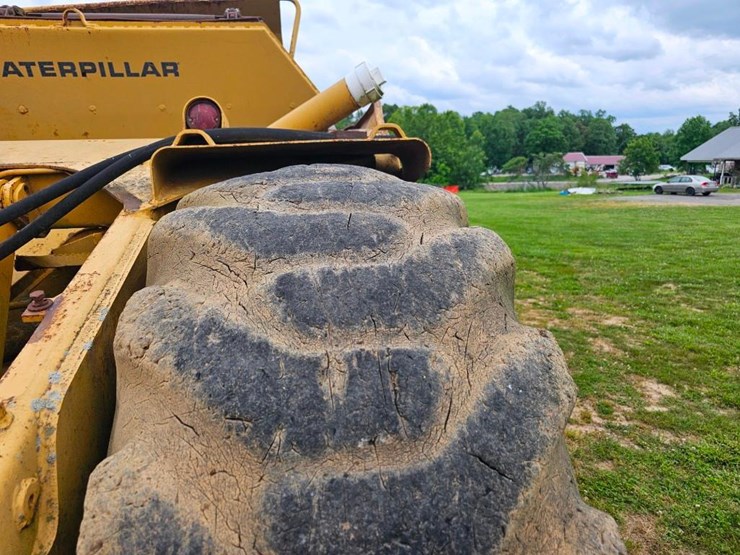 1979-caterpillar-613b-image-37