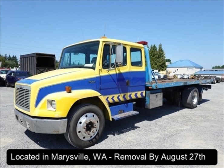 2001-freightliner-fl60-image-1