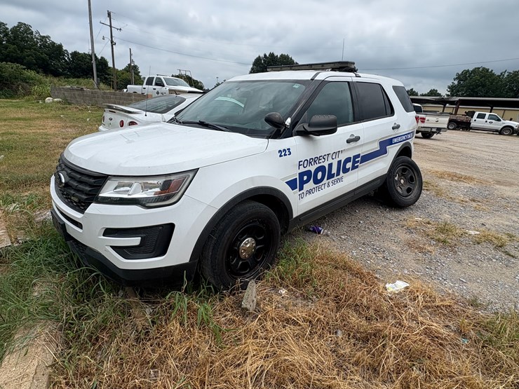 2018-ford-explorer-image-1