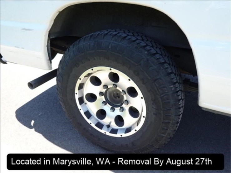 2010-ford-e150-image-13