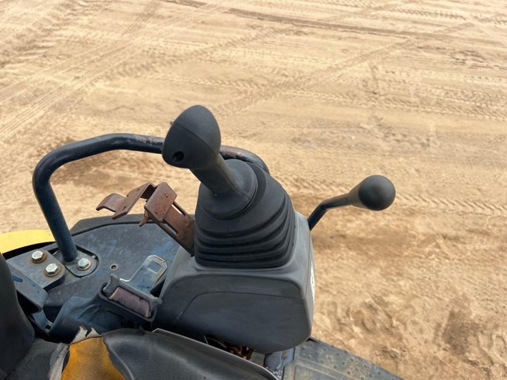 caterpillar-303.5e-cr-image-29