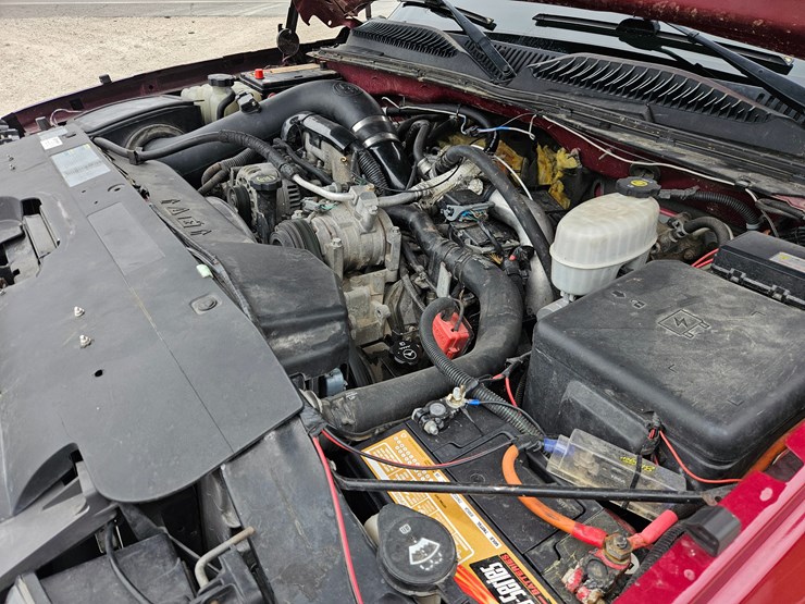 2005-chevrolet-silverado-image-29