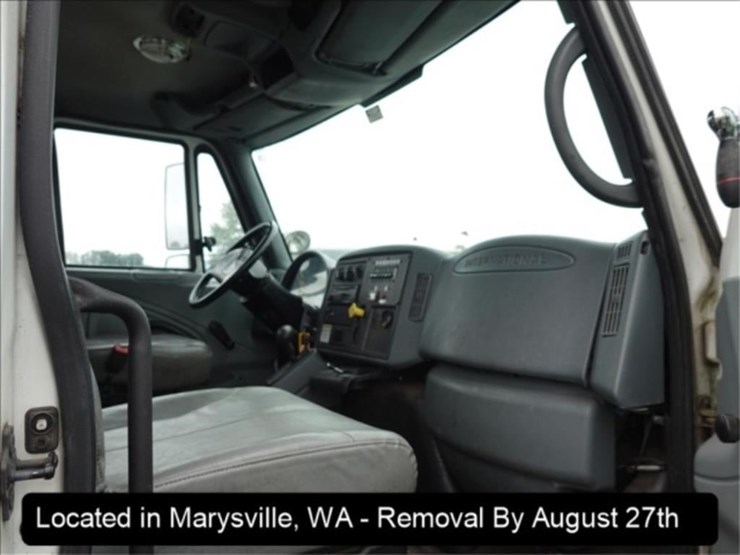 2003-international-durastar-4300-image-17