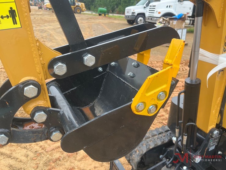 unused-2024-h12r-mini-crawler-excavator-image-11