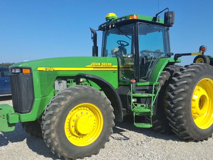 2000-john-deere-8310-image-1