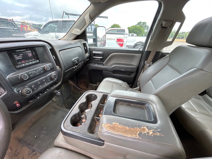 2015-gmc-1500-image-10