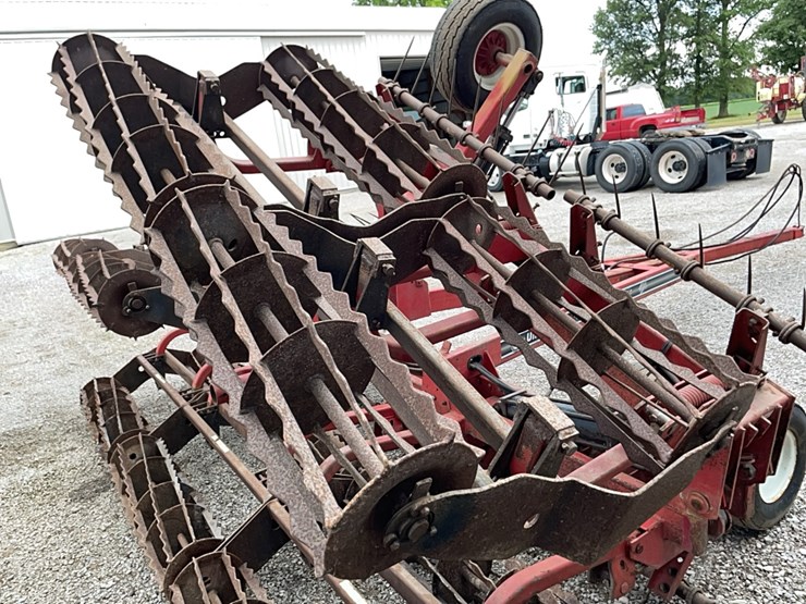 unverferth-rolling-harrow-ii-image-14