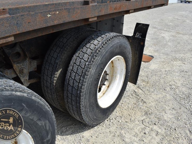 2013-international-durastar-4400-image-37