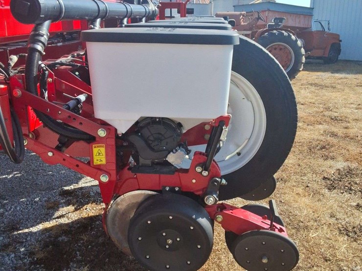 2014-massey-ferguson-9800-image-7