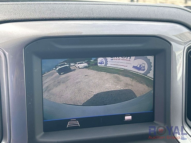 2021-chevrolet-silverado-1500-image-16
