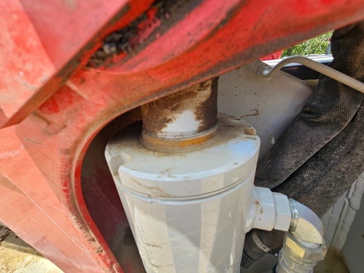 takeuchi-tl10v2-image-78