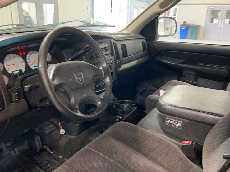 2003-dodge-ram-2500-image-18
