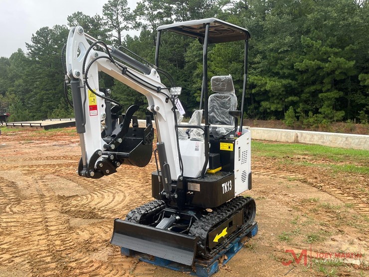 unused-2025-tk13-mini-crawler-excavator-image-2
