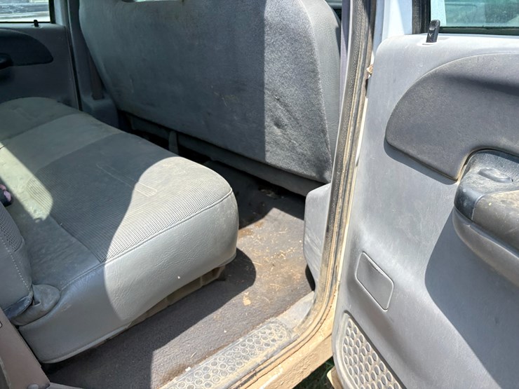 1999-ford-f350-image-16