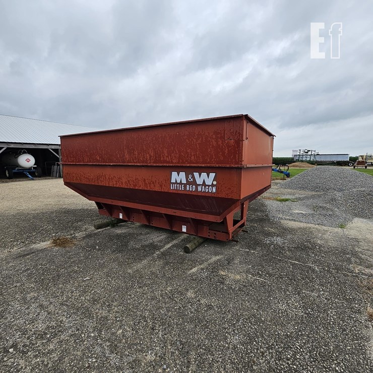 M&W LITTLE RED WAGON