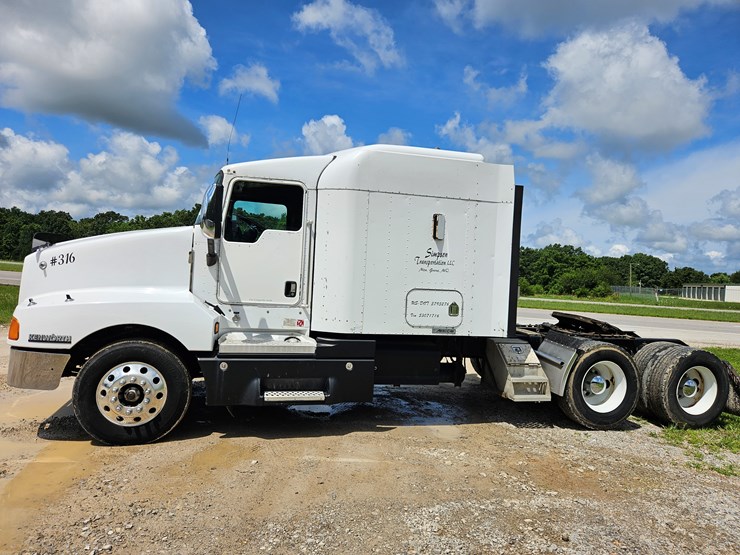 2005-kenworth-t600-image-6