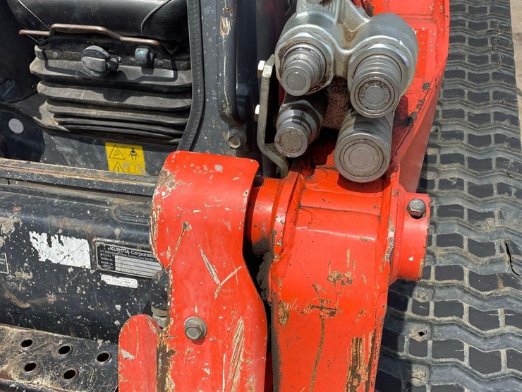 kubota-svl95-2s-image-15