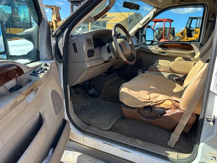 2004-ford-f250-image-11