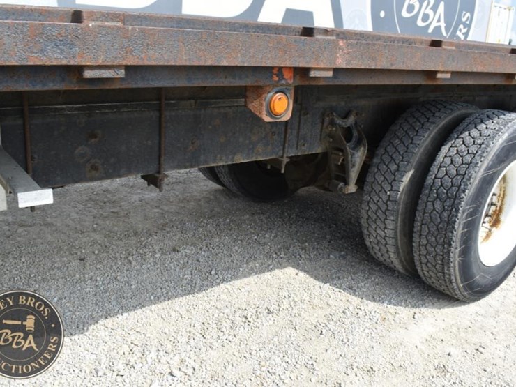 2013-international-durastar-4400-image-35