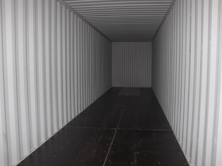 #22251-•-40ft-container-image-3