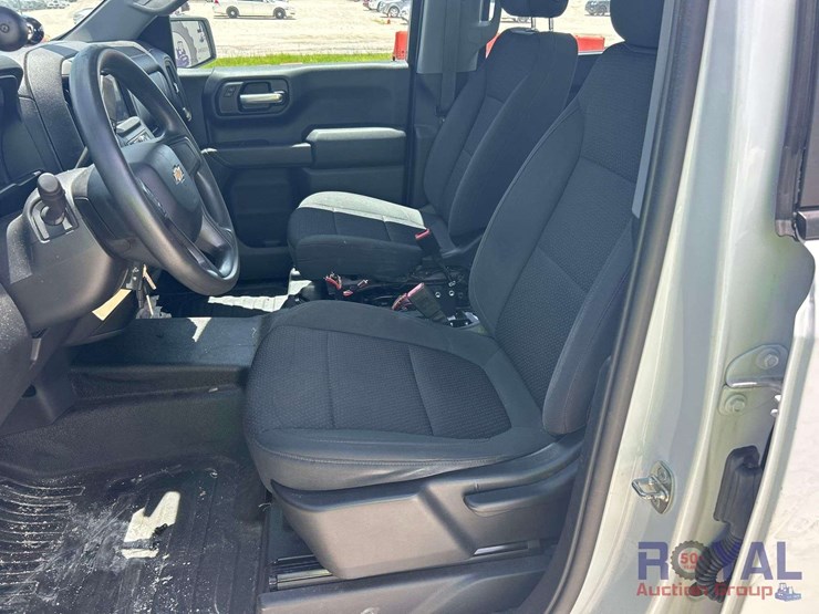 2021-chevrolet-silverado-1500-image-14