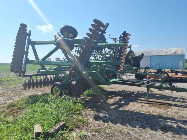 john-deere-630-image-5