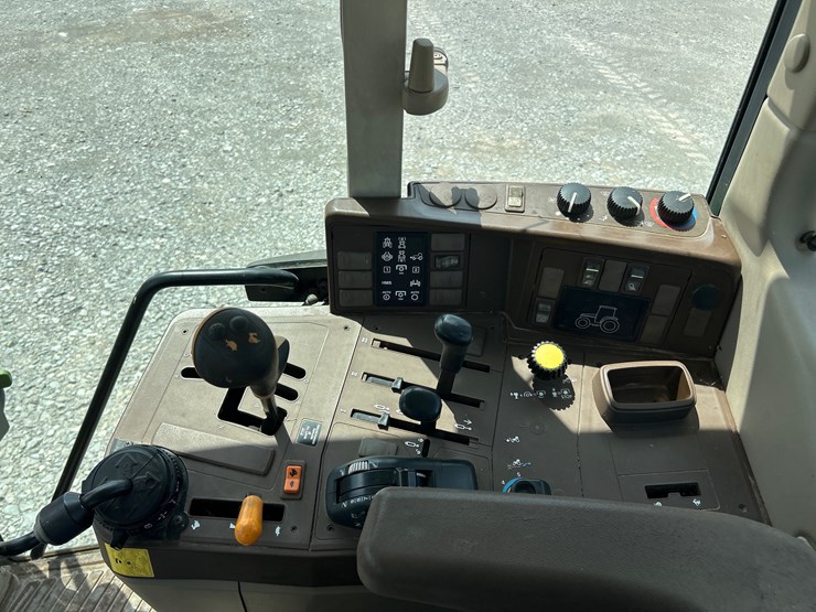 john-deere-6320-image-16