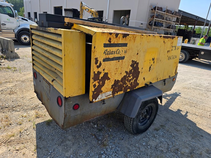 2010-atlas-copco-xas375-image-19