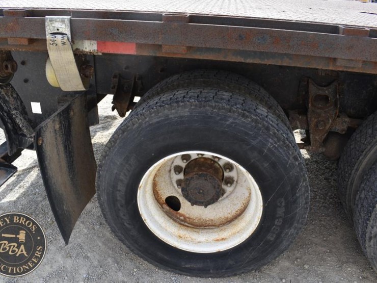 2013-international-durastar-4400-image-42