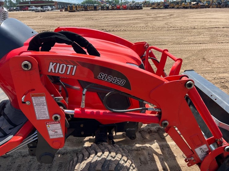 kioti-cs2220-image-20